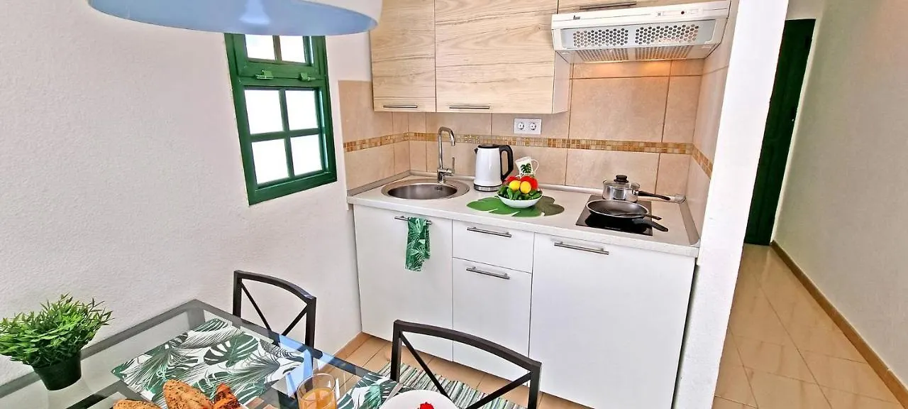 Ferienwohnung Palm Garden - Costa Calma - Pool - Glasfaserinternet Apartment